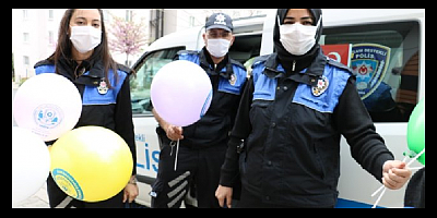 Adana Polisi Çocukları sevindirdi