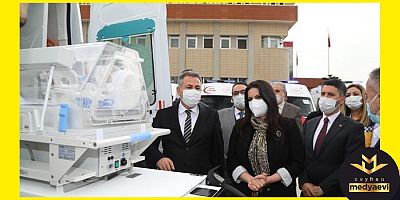 Adana'ya gönderilen 26 ambulans törenle hizmete alındı