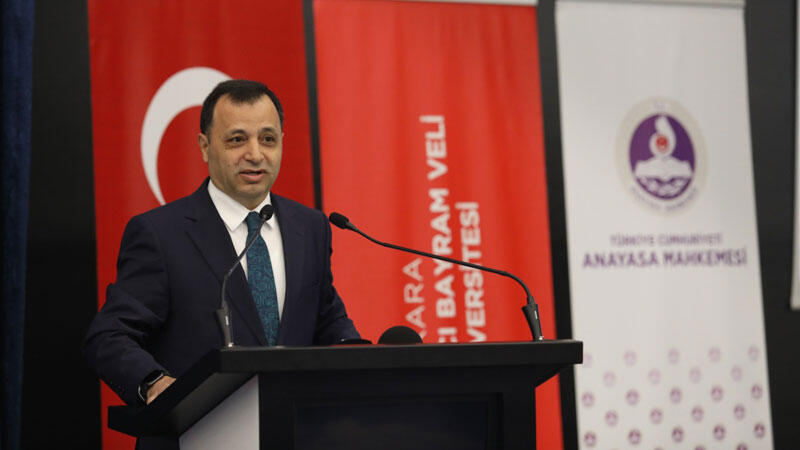 AYM Başkanı Arslan: AYM'lere düşen OHAL'in olağanlaşmasını engellemek