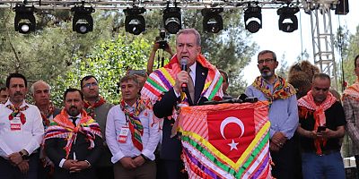 “İP’e verilen her oy, Sorosçulara, FETÖ’cülere, PKK’lılara, terör örgütlerine gitmektedir”